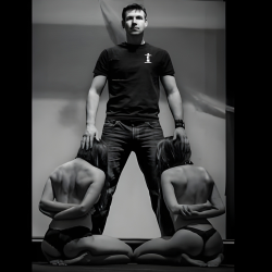 BDSM inzerát