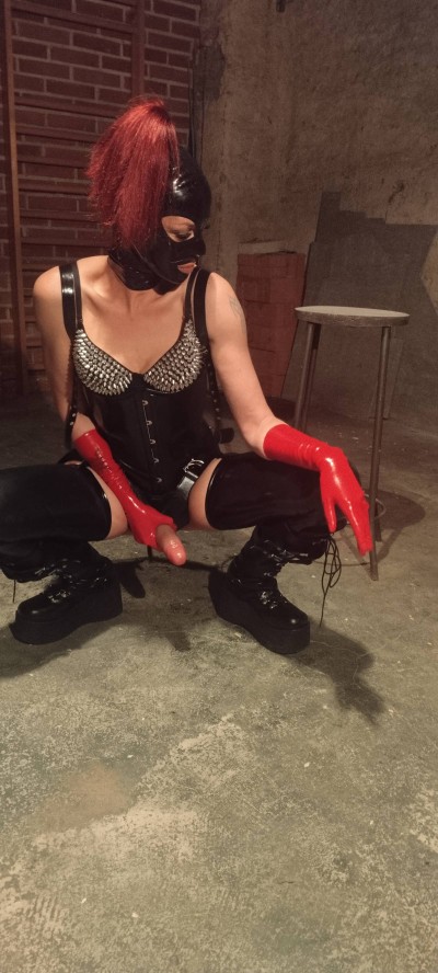 Madam Moira 6 