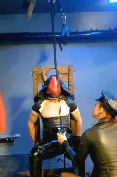 Madame Moira 18 