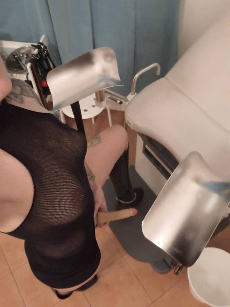 BDSM inzerát