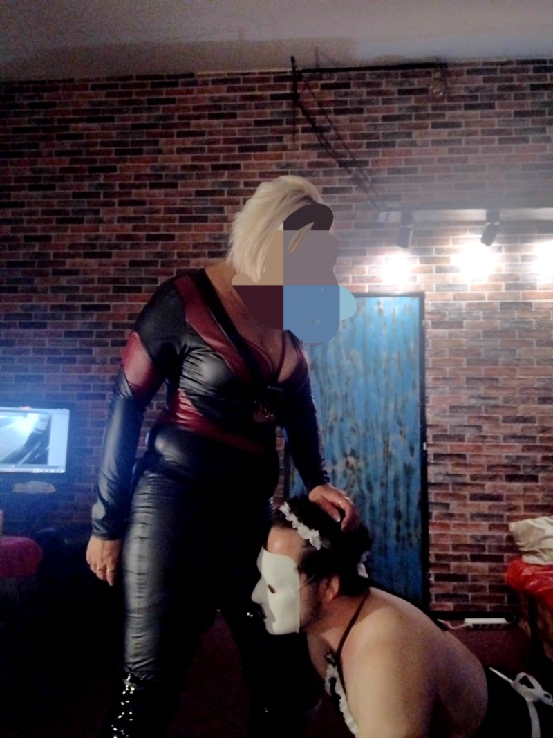 BDSM inzerát