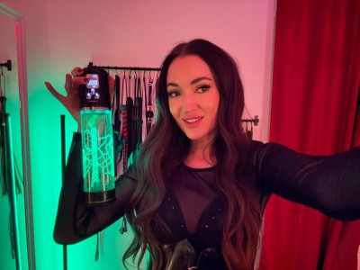 Mistress Olivia 19 