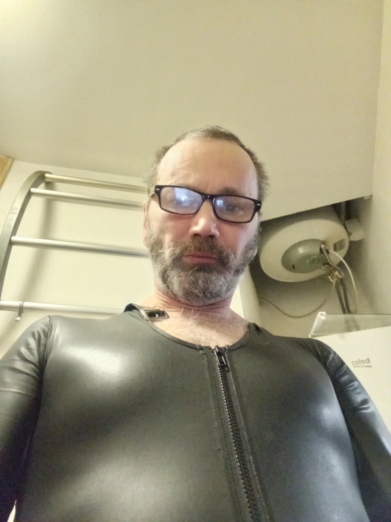 BDSM inzerát