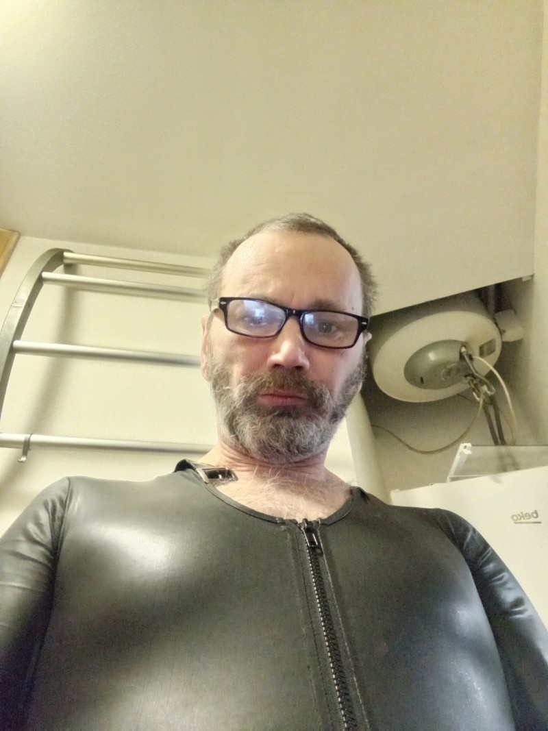 BDSM inzerát