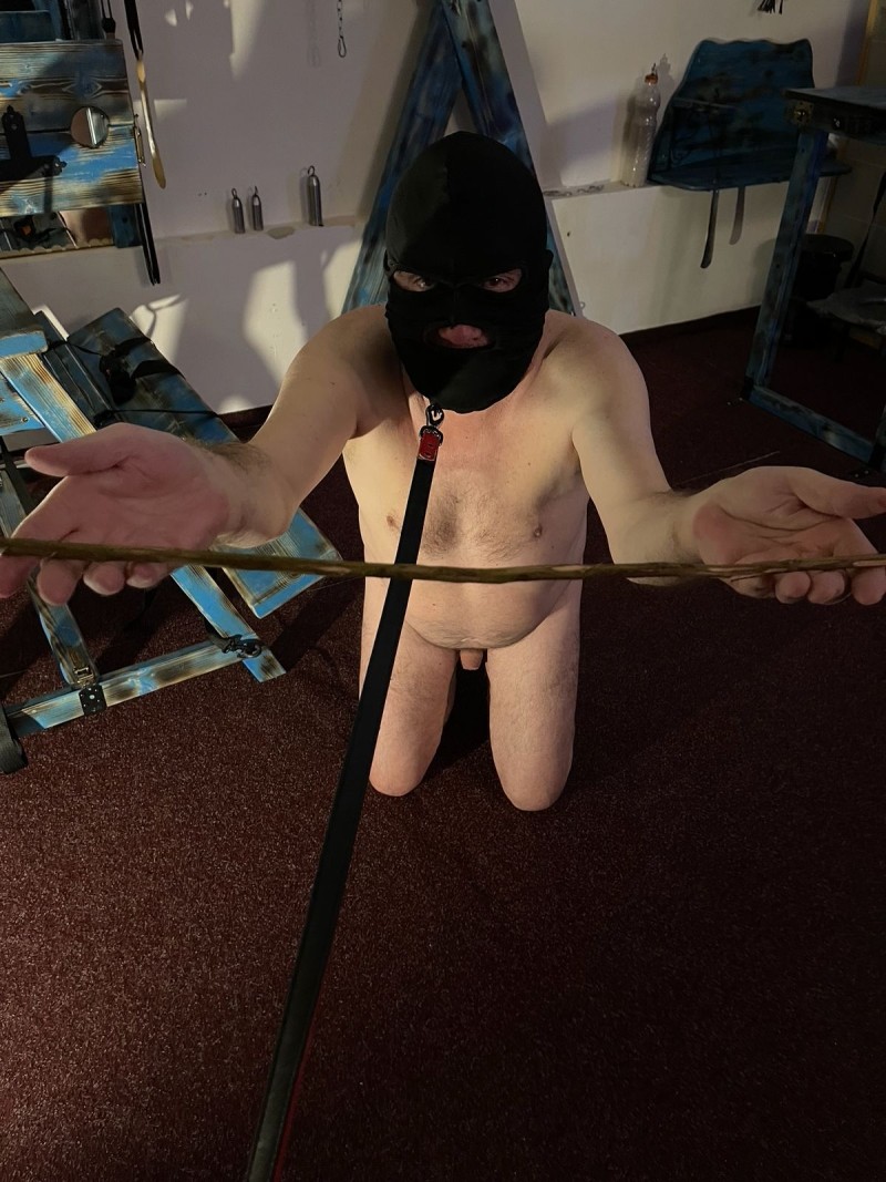 BDSM inzerát