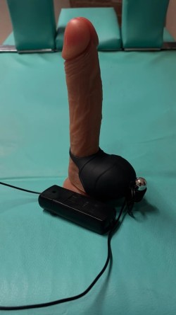 BDSM inzerát