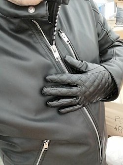 BDSM inzerát