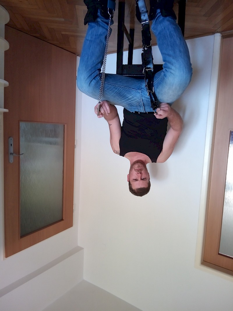 BDSM inzerát