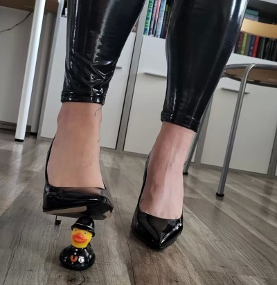 MadamMaci 28 