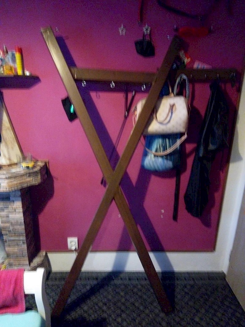 BDSM inzerát
