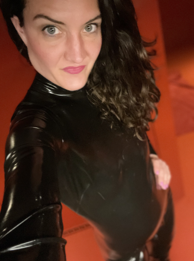 Kira Nox 8 