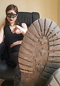 BDSM inzerát