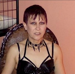 BDSM inzerát