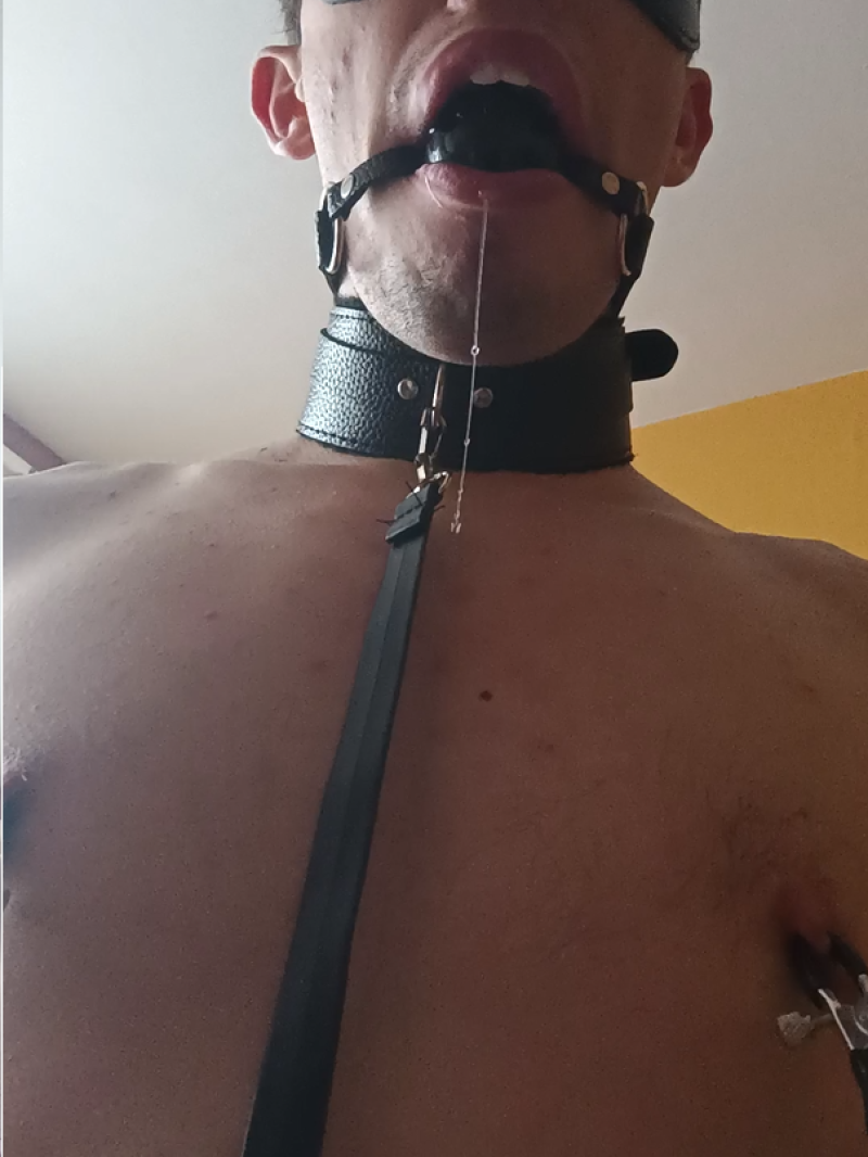 BDSM inzerát