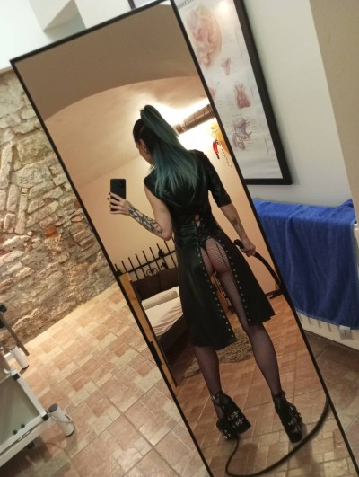 Lady Nyx 21 