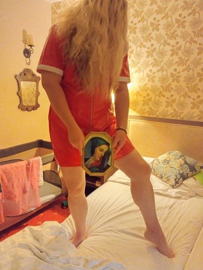 Madam Alexis 1 