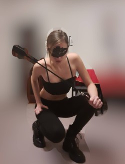 BDSM inzerát