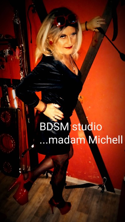 Madam MICHELL 22 